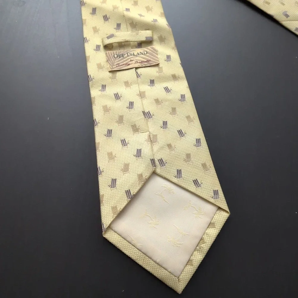 Tommy Bahama Off Island Necktie Mens Yellow‎ Silk Deck Chair Beach Pattern 58
